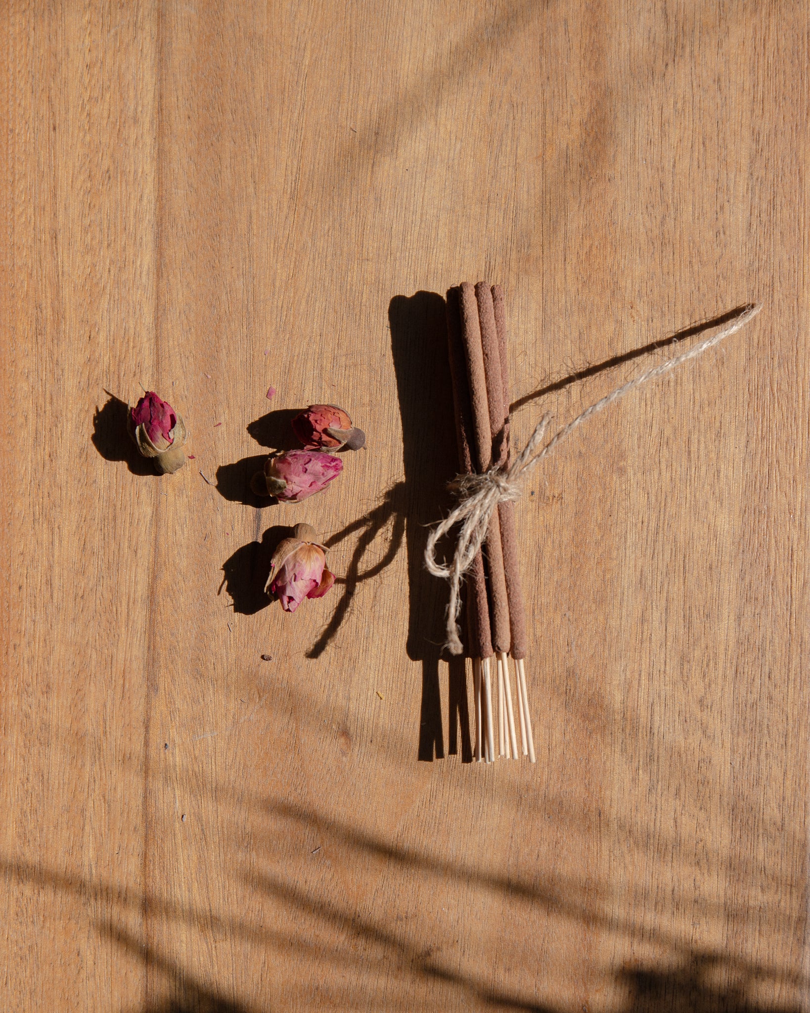 Rose Hand-Rolled Incense Sticks (8 pack)