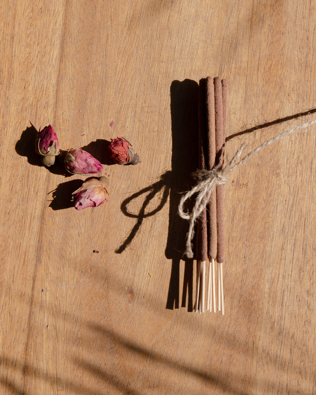 Rose Hand-Rolled Incense Sticks (8 pack)